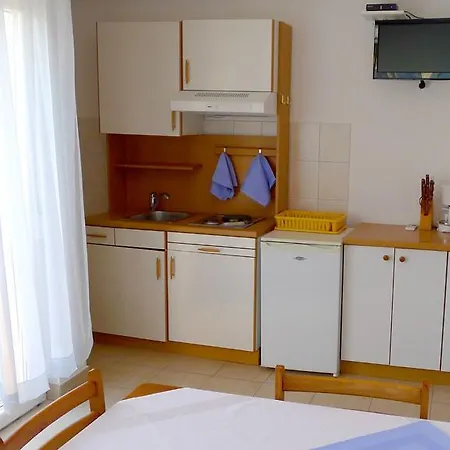 Apartment Maestral